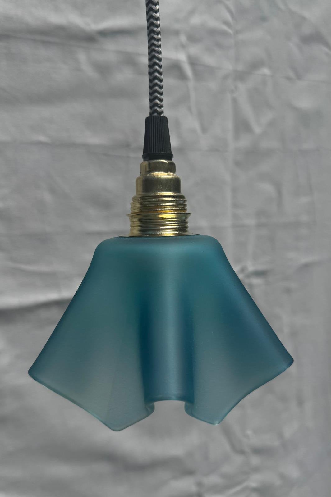 Petrolblauwe glazen hanglamp – bloemvorm  – retro design, Ophalen of Verzenden