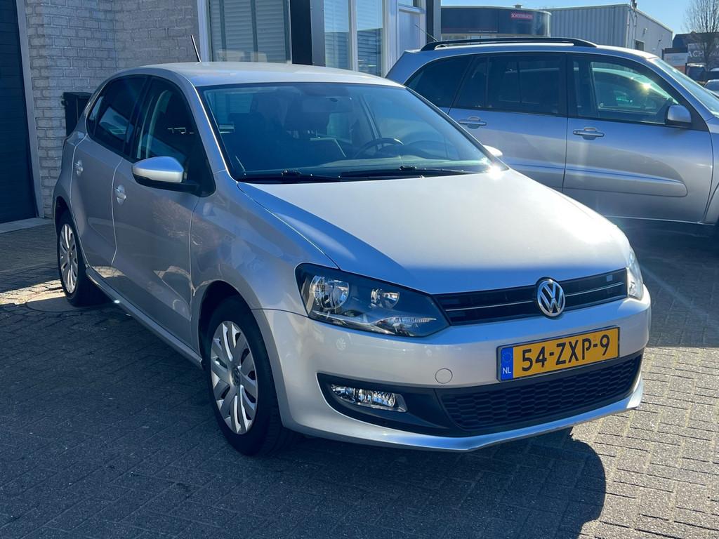 Volkswagen Polo 1.4-16V Highline *Apple Carplay*Garantie, Voorwielaandrijving, 4 cilinders, Handgeschakeld, Grijs
