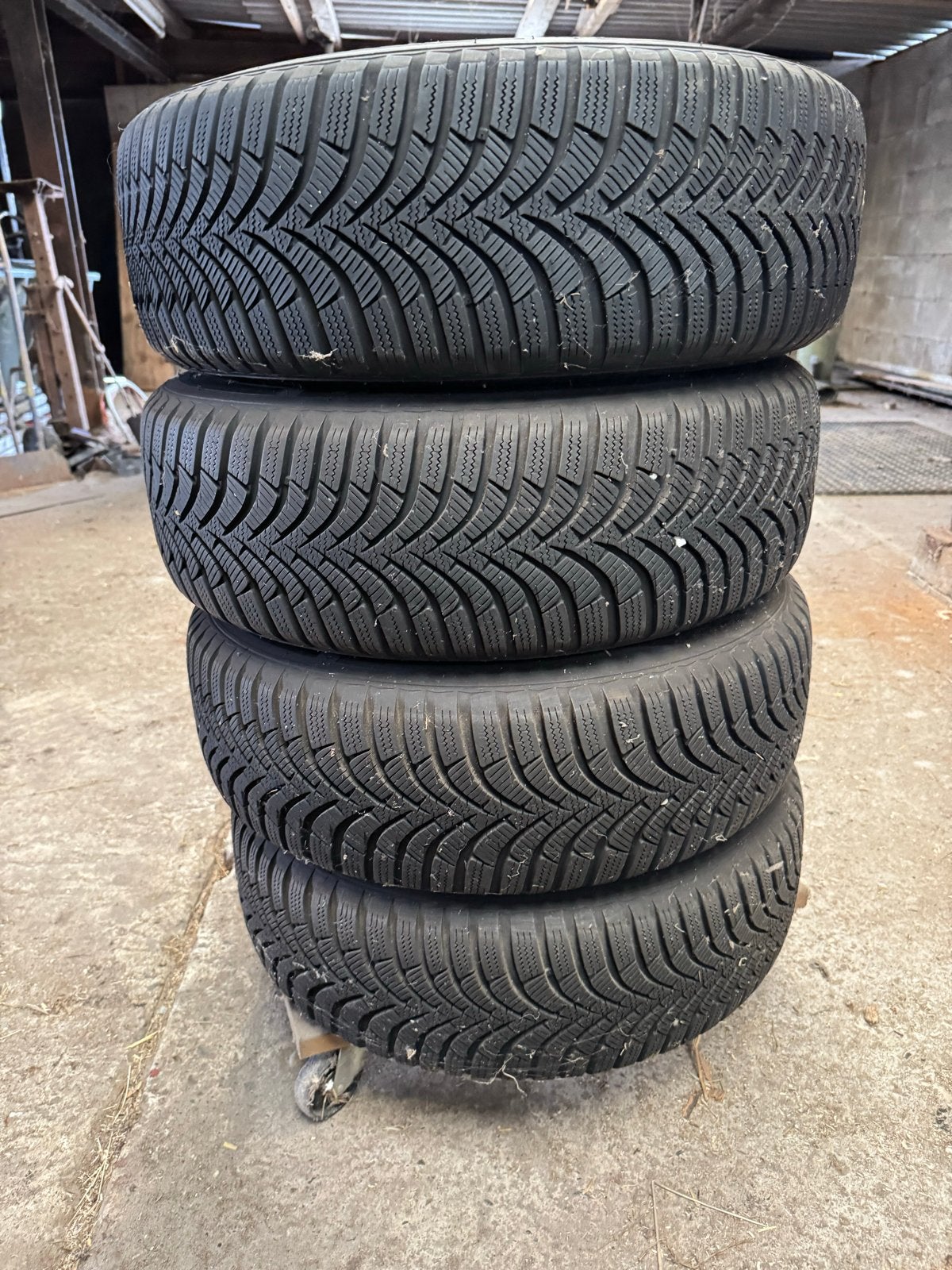 Winterbanden met velgen - Hankook Winter i*cept RS2, Ophalen of Verzenden, Gebruikt