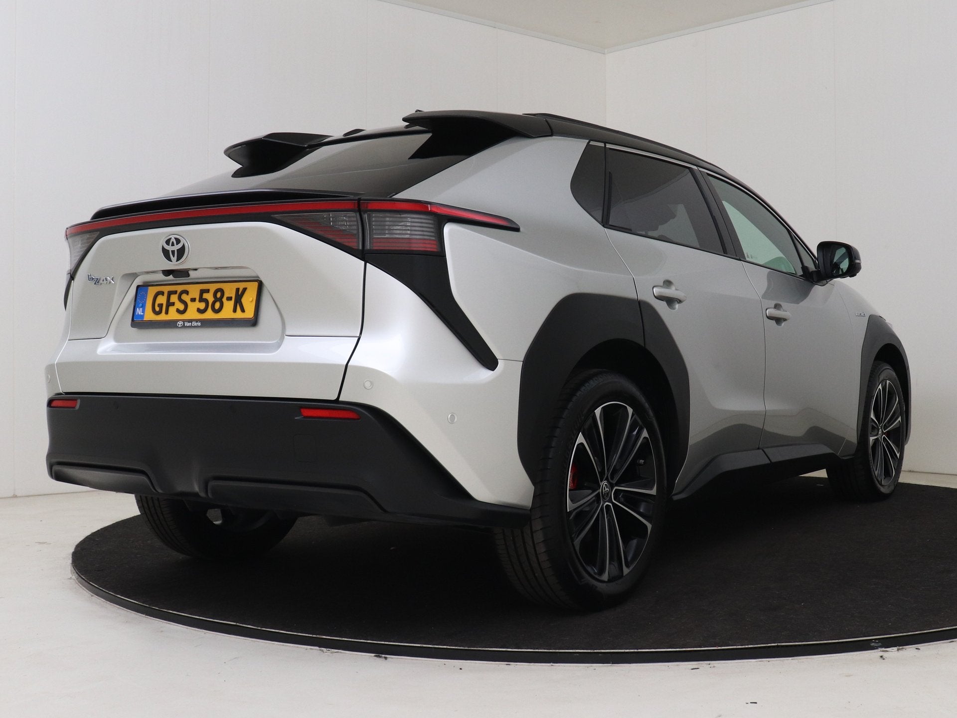 Toyota Bz4x Premium 71 kWh | Panoramadak | JBL | 360 Camera, Auto's, Gebruikt, 71 kWh, 204 pk, SUV of Terreinwagen