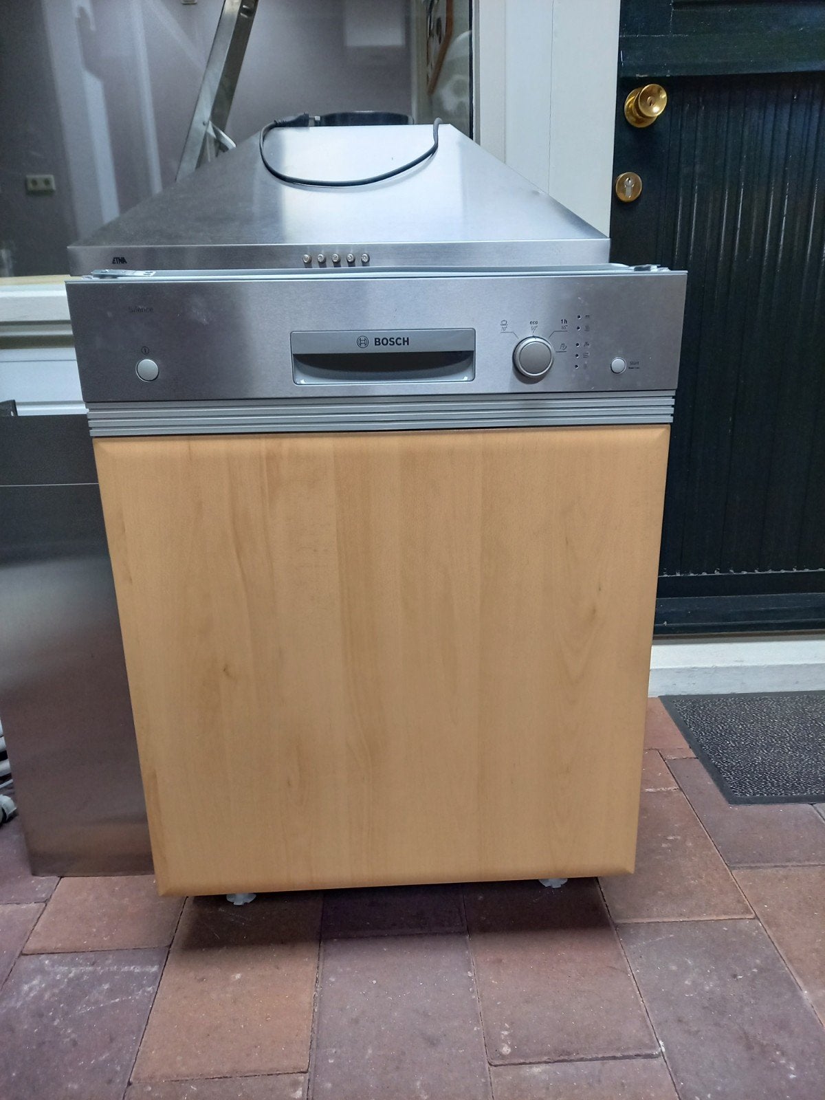 Bosch inbouwvaatwasser, Ophalen, Zo goed als nieuw, Inbouw, Minder dan 85 cm