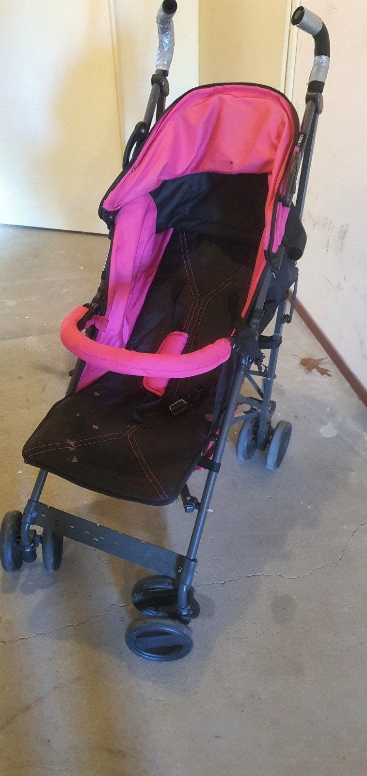 Roze Titanium Baby buggy - Compact en handig, Ophalen