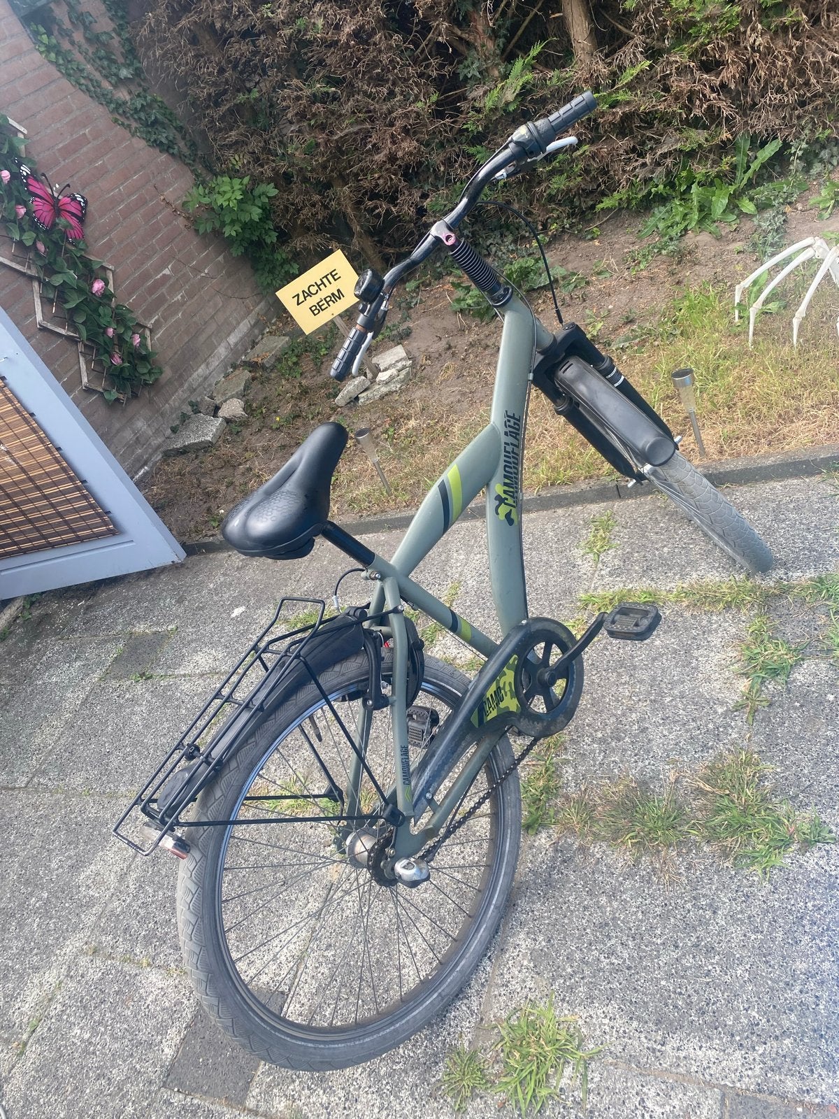 Stoere Camouflage jongensfiets met bagagedrager, Fietsen en Brommers, Gebruikt, Velgrem, Versnellingen, Minder dan 49 cm