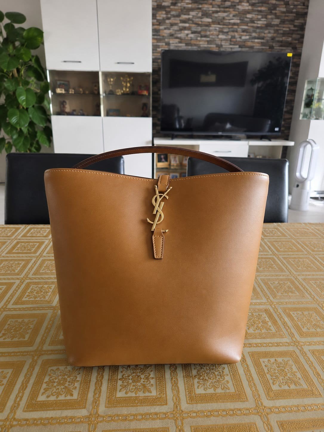 Yves Saint Laurent, Ophalen, Zo goed als nieuw, Zwart, Handtas