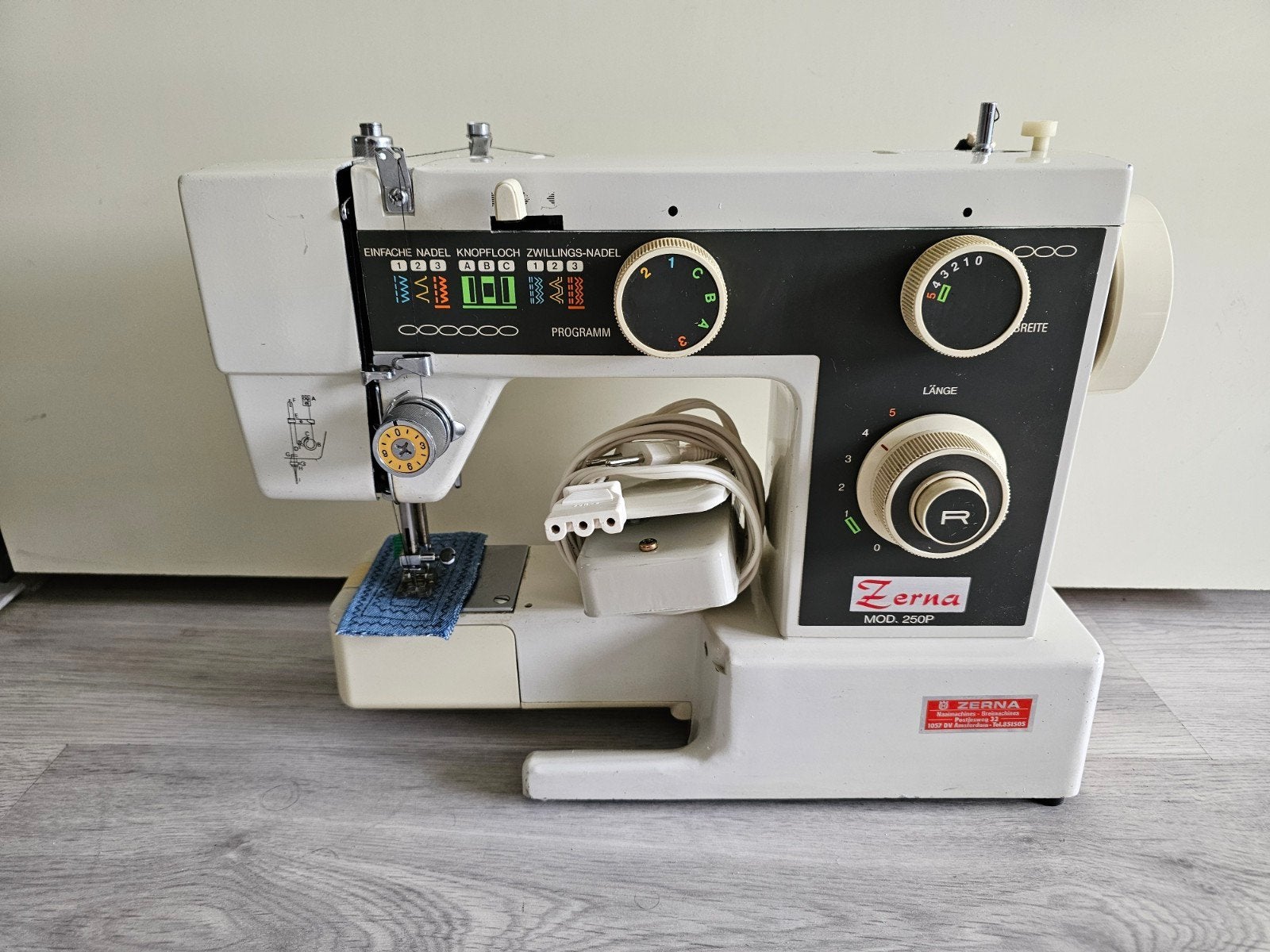 naaimachine, Ophalen, Zo goed als nieuw, Naaimachine, Overige merken