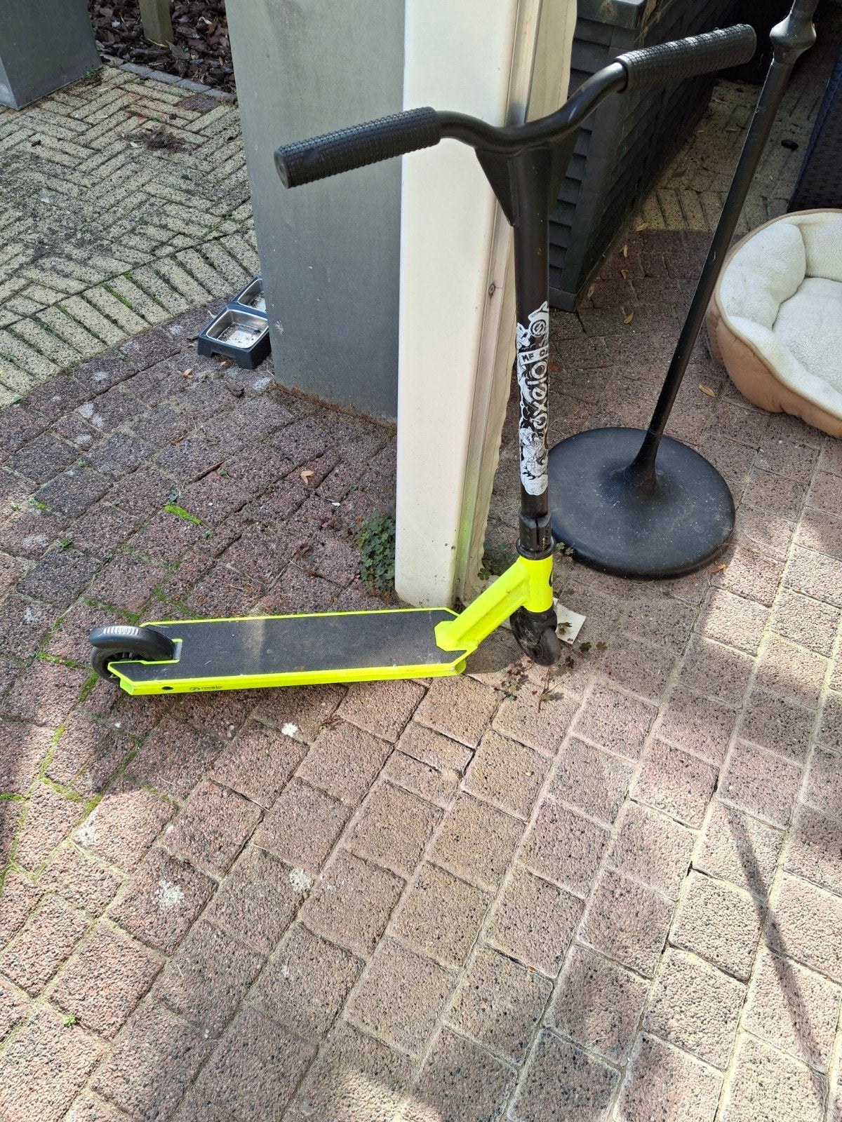 Stuntstep Oxelo - Neon Geel/Zwart, Fietsen en Brommers, Ophalen of Verzenden, Gebruikt, Gewone step, Oxelo