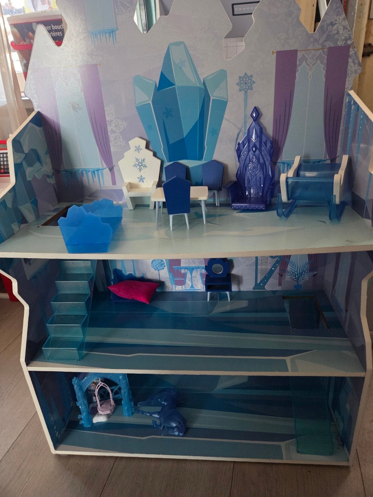 groot houten frozen kasteel, Ophalen, Gebruikt, Poppenhuis