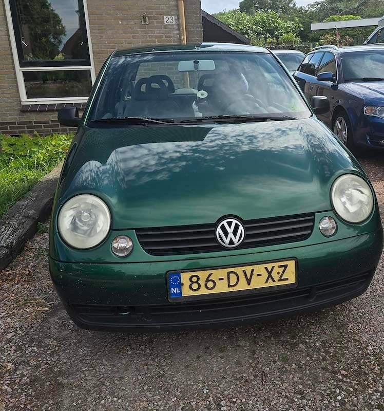 Volkswagen Lupo 1.4 55KW AUT 2000 Groen, Auto's, Volkswagen, 450 kg, 31 €/maand, 4 cilinders, 4 stoelen