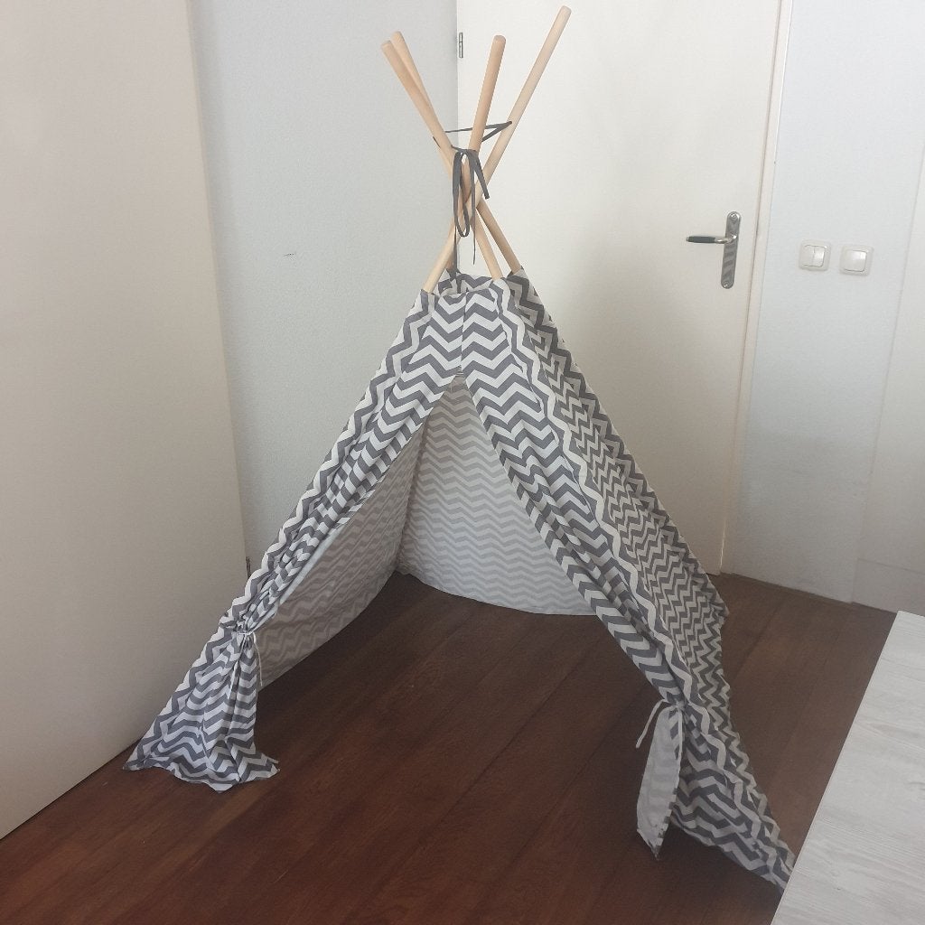 Speeltent/tipi tent, Ophalen, Gebruikt