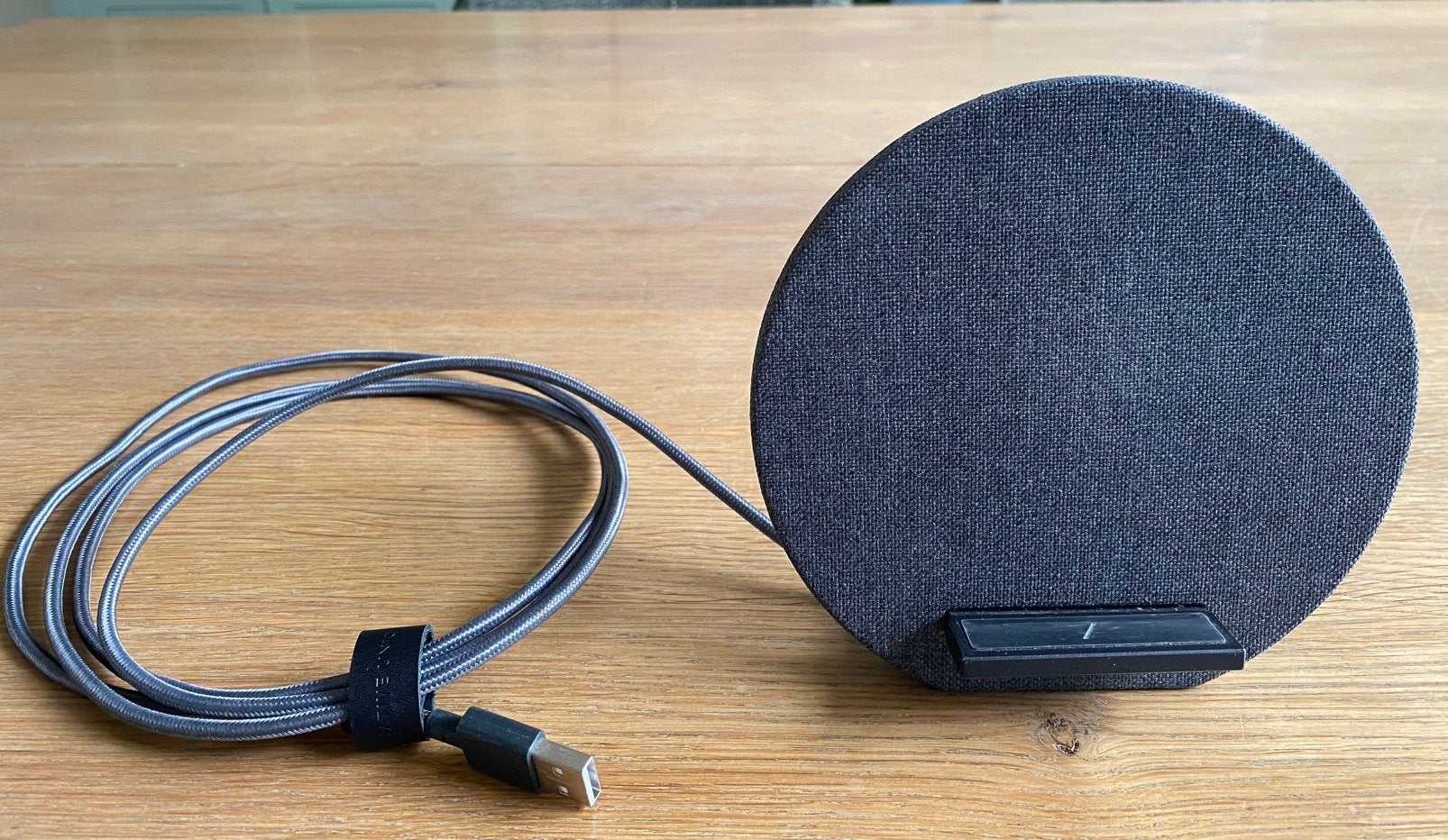 Native Union Dock wireless charger van Belkin., Ophalen of Verzenden, Zo goed als nieuw, Apple iPhone
