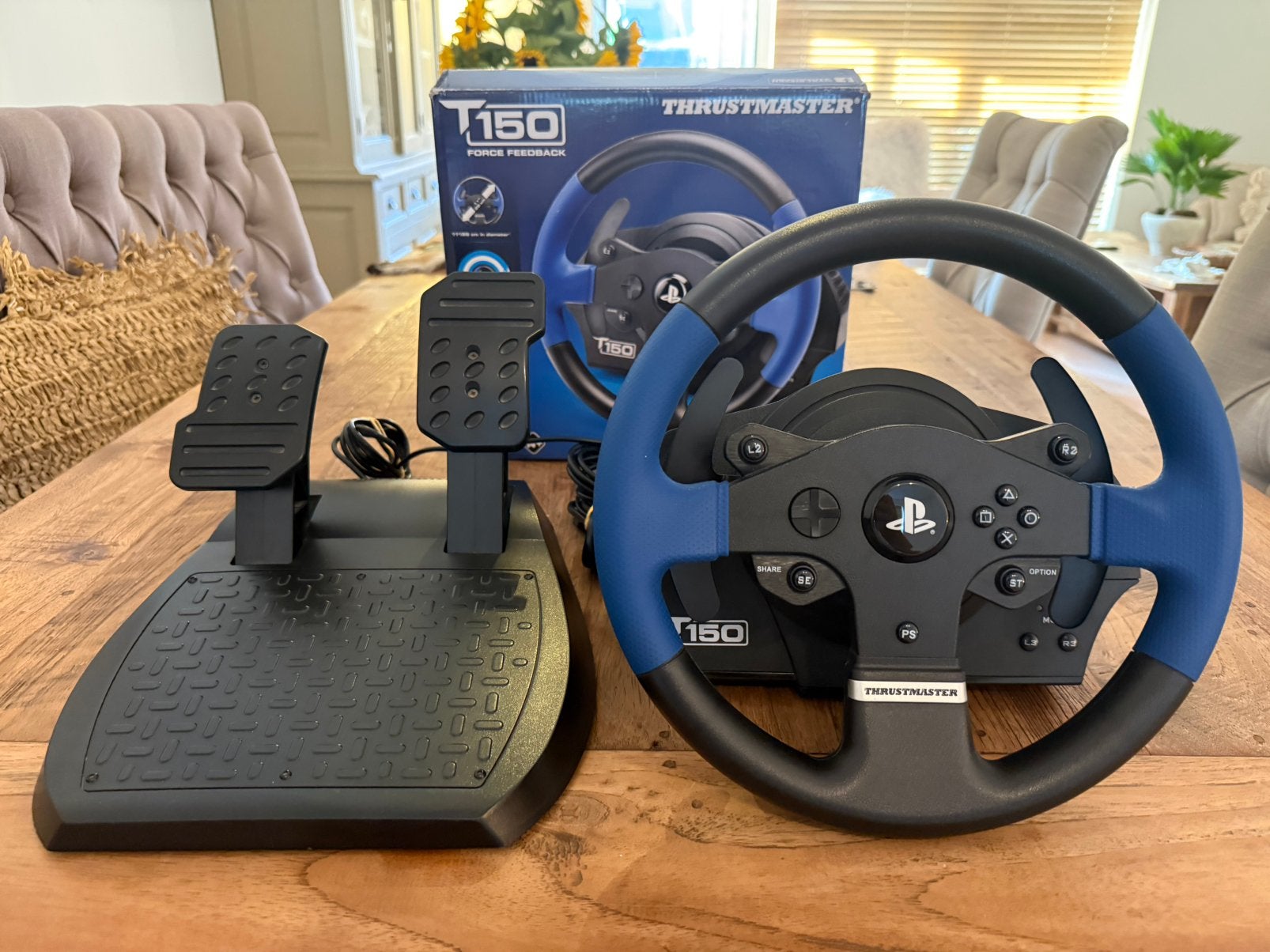 Thrustmaster T150 – Compleet met doos, Ophalen of Verzenden, Zo goed als nieuw