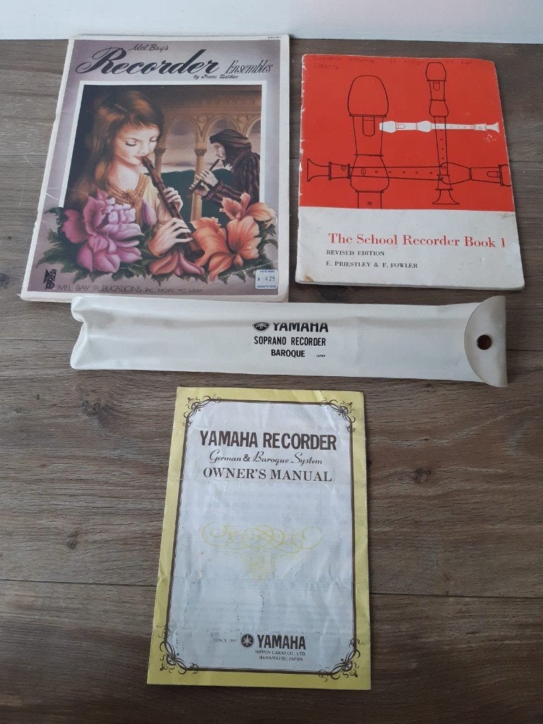 Vintage Yamaha Blokfluit met twee Muziekboeken, Muziek en Instrumenten, Ophalen of Verzenden, Gebruikt, Alt, Kunststof