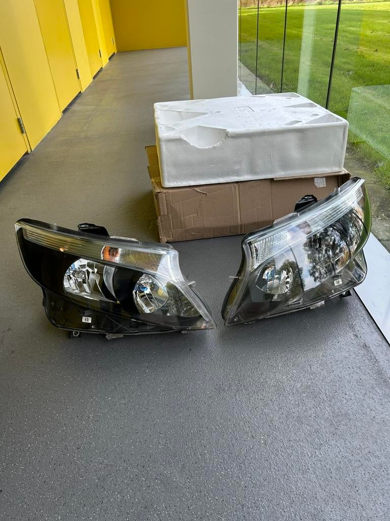 Mercedes Vito/V- klasse W447 orig set koplamp+A licht bj ‘22, Ophalen of Verzenden, Gebruikt