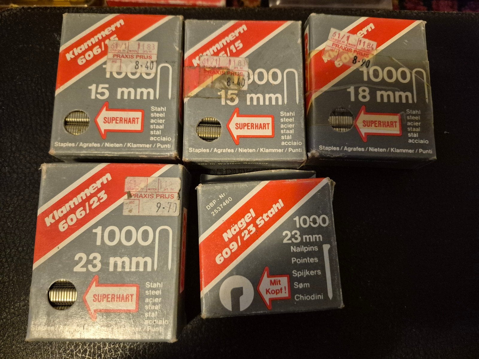 Diverse nieten en spijkers - Superhart staal, Doe-het-zelf en Verbouw, 100 tot 250 mm, Gebruikt, Schroeven, Ophalen of Verzenden