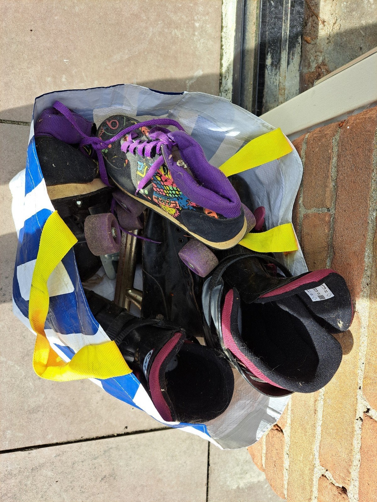 Tas met oude schaatsen en rolschaatsen, Ophalen, Gebruikt, IJshockeyschaatsen, Overige merken