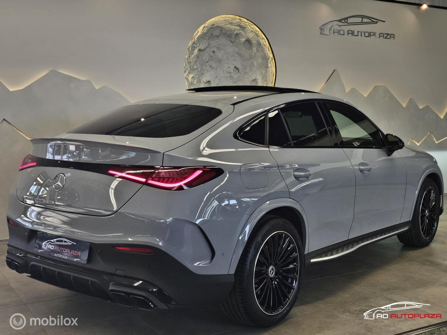 Mercedes GLC-klasse Coupé 300 4MATIC AMG Line Panorama/Burm, Auto's, Automaat, Zwart, 258 pk, Bedrijf