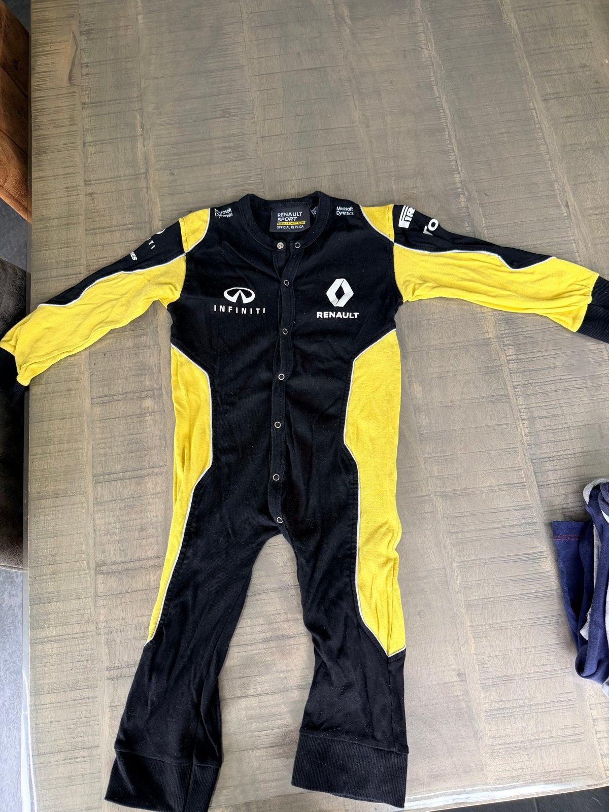 Renault F1 Team Baby boxpakje / Romper - Zwart/Geel (24/36M), Ophalen, Gebruikt, Jongetje of Meisje