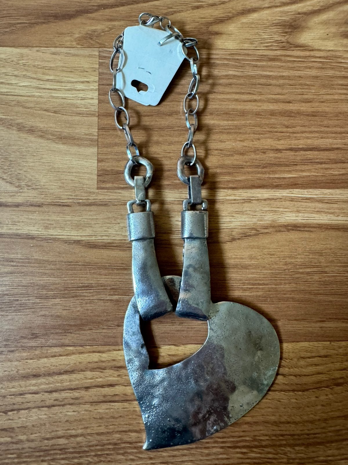 Nieuwe zilverkleurige ketting met groot hart, Sieraden, Tassen en Uiterlijk, Ophalen, Nieuw, Zilver, Overige materialen