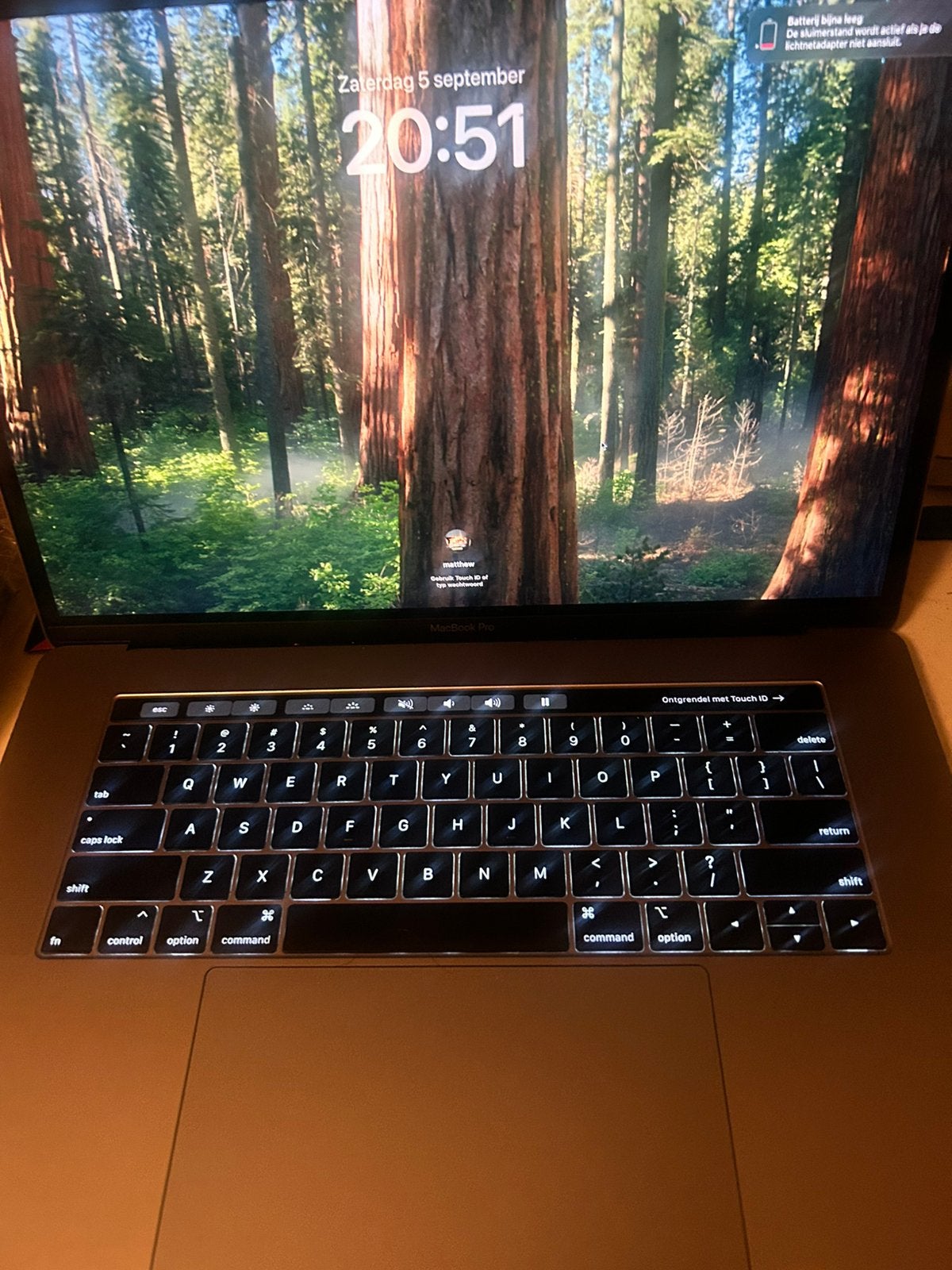 Macbook pro, MacBook Pro, 512 GB, Ophalen of Verzenden, Zo goed als nieuw