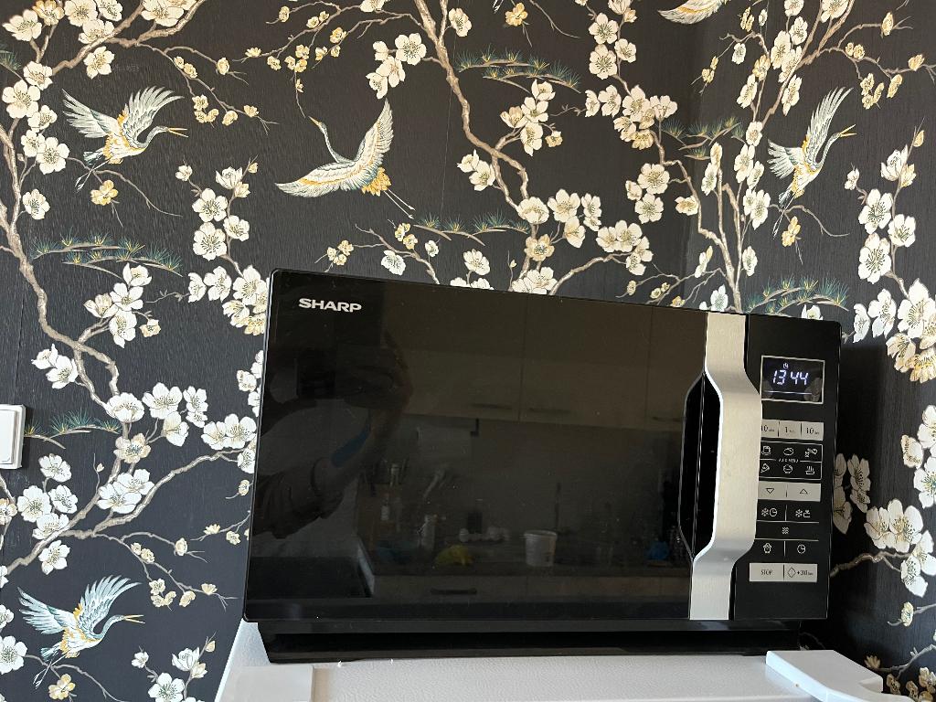 Sharp magnetron R360BK, Witgoed en Apparatuur, Magnetrons, Gebruikt, Vrijstaand, Magnetron, 45 tot 60 cm, Draaiplateau, Ophalen