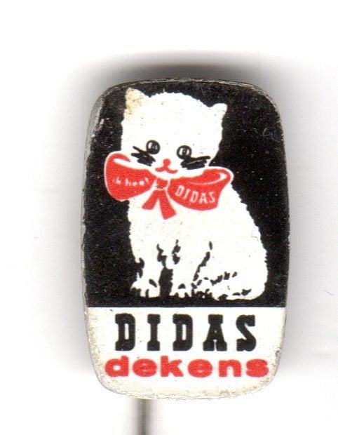 Speldje DIDAS DEKENS WITTE POES KAT (A8), Verzamelen, Ophalen of Verzenden, Gebruikt, Overige onderwerpen