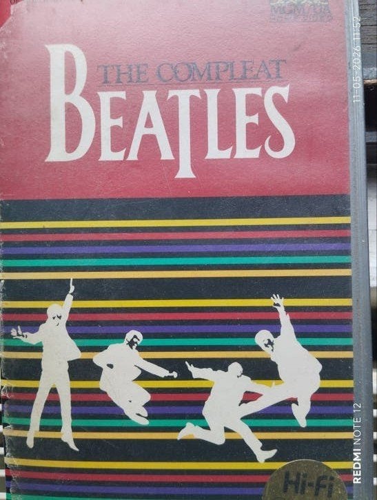 BEATLES VHS !! the compleat??, Alle leeftijden, Ophalen of Verzenden, Gebruikt