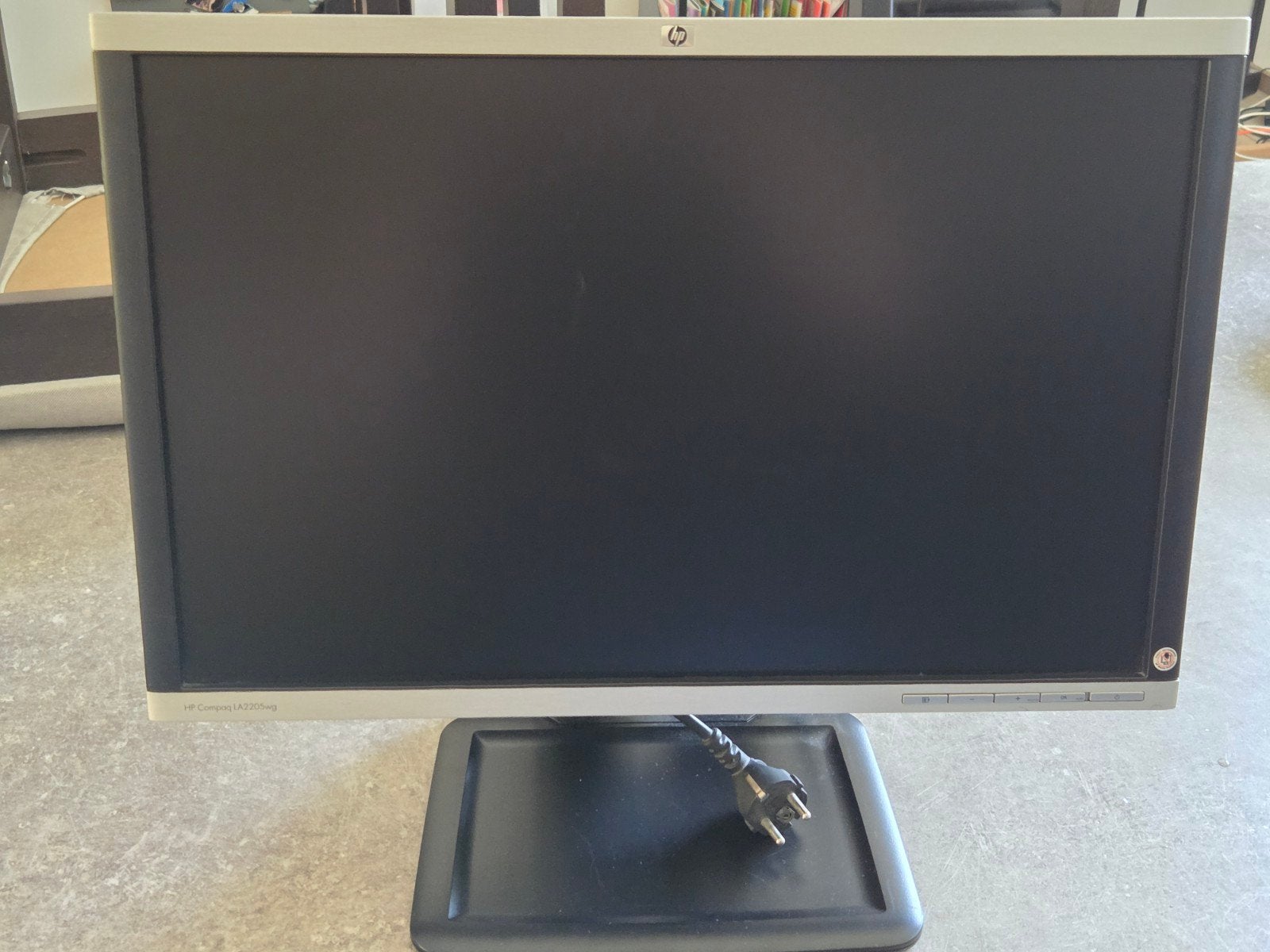 TEAB: 3 stuks hp monitor LA2205WG incl voet, Computers en Software, Monitoren, Ophalen, Gebruikt, Overige typen, Onbekend