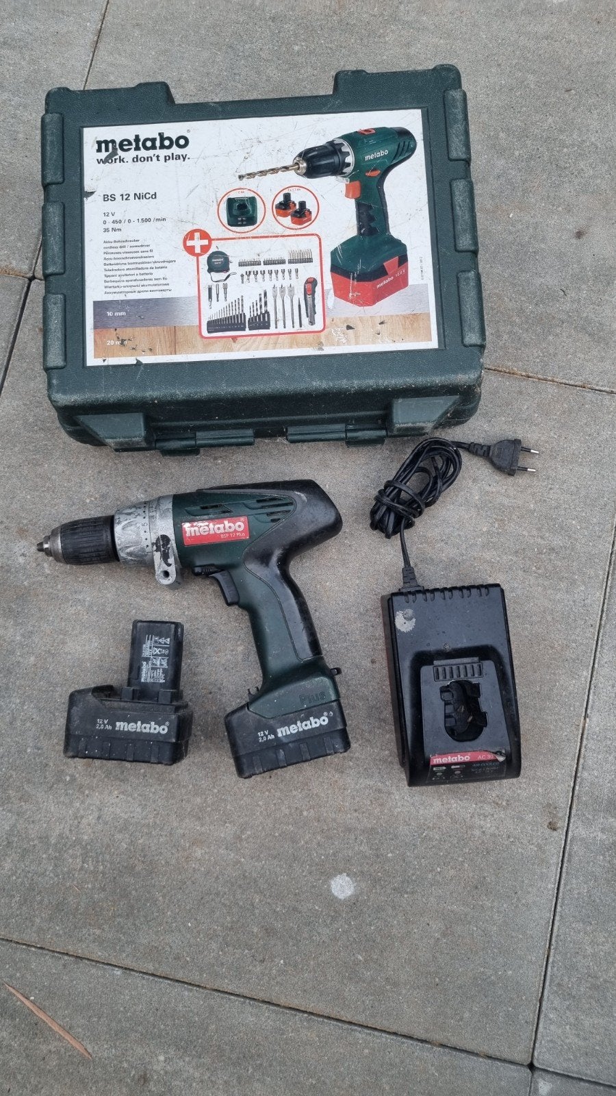 Metabo BSP 12plus  NiCd Accuboormachine met lader en 2 accu'