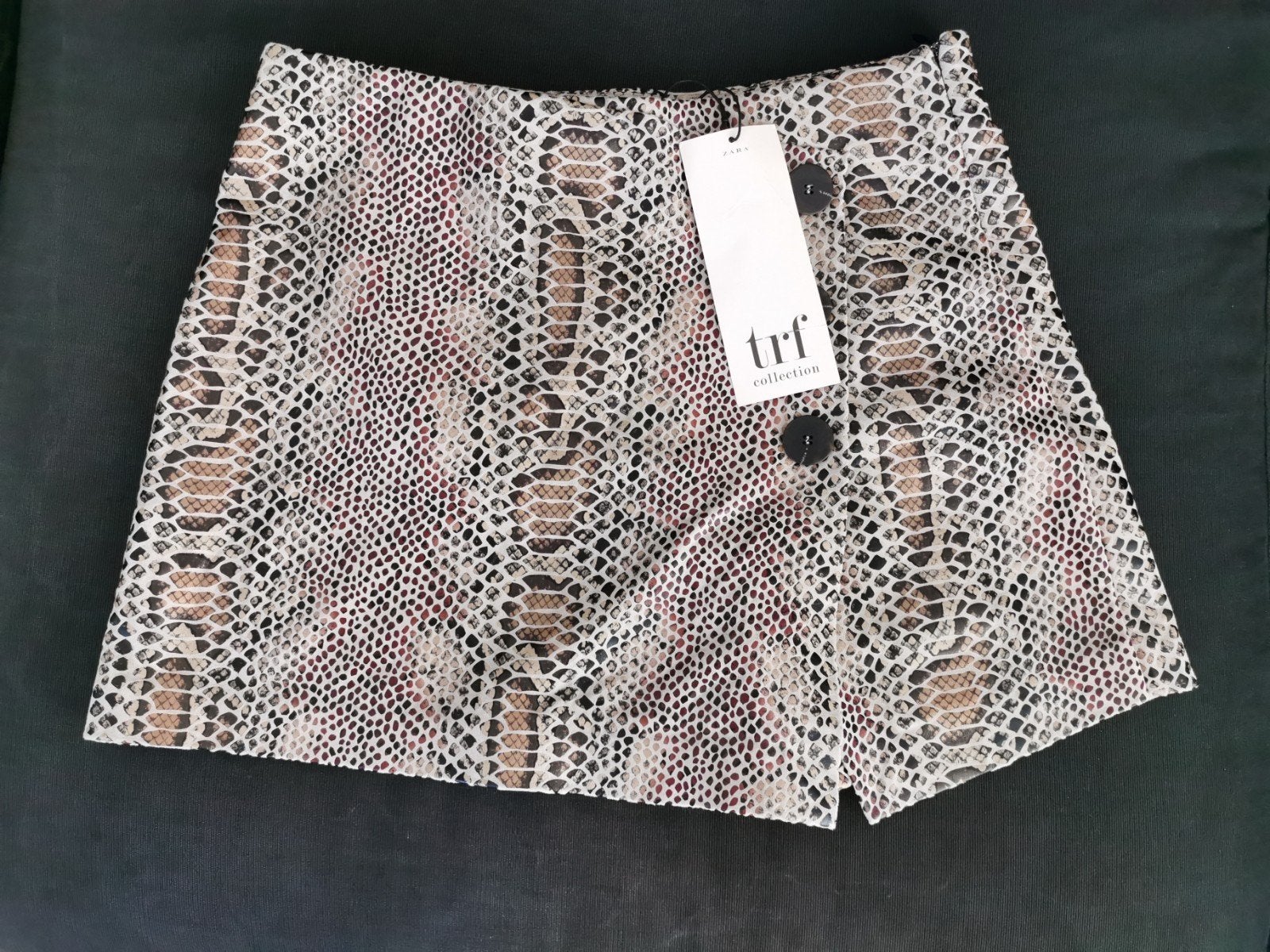 ZARA broek met overslag mt. M, Maat 38/40 (M), Kort, Zara, Nieuw