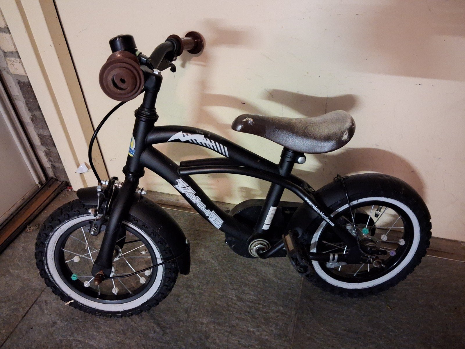 Stoer fietsje 12 inch, Ophalen, Terugtraprem, Gebruikt, Volare Black Cruiser