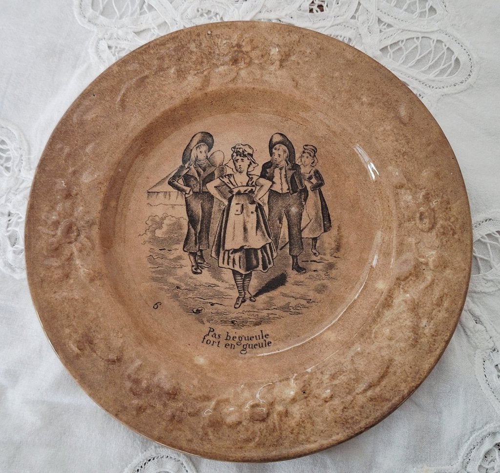 Antiek beboterd bord Creil et Montereau, Ophalen of Verzenden
