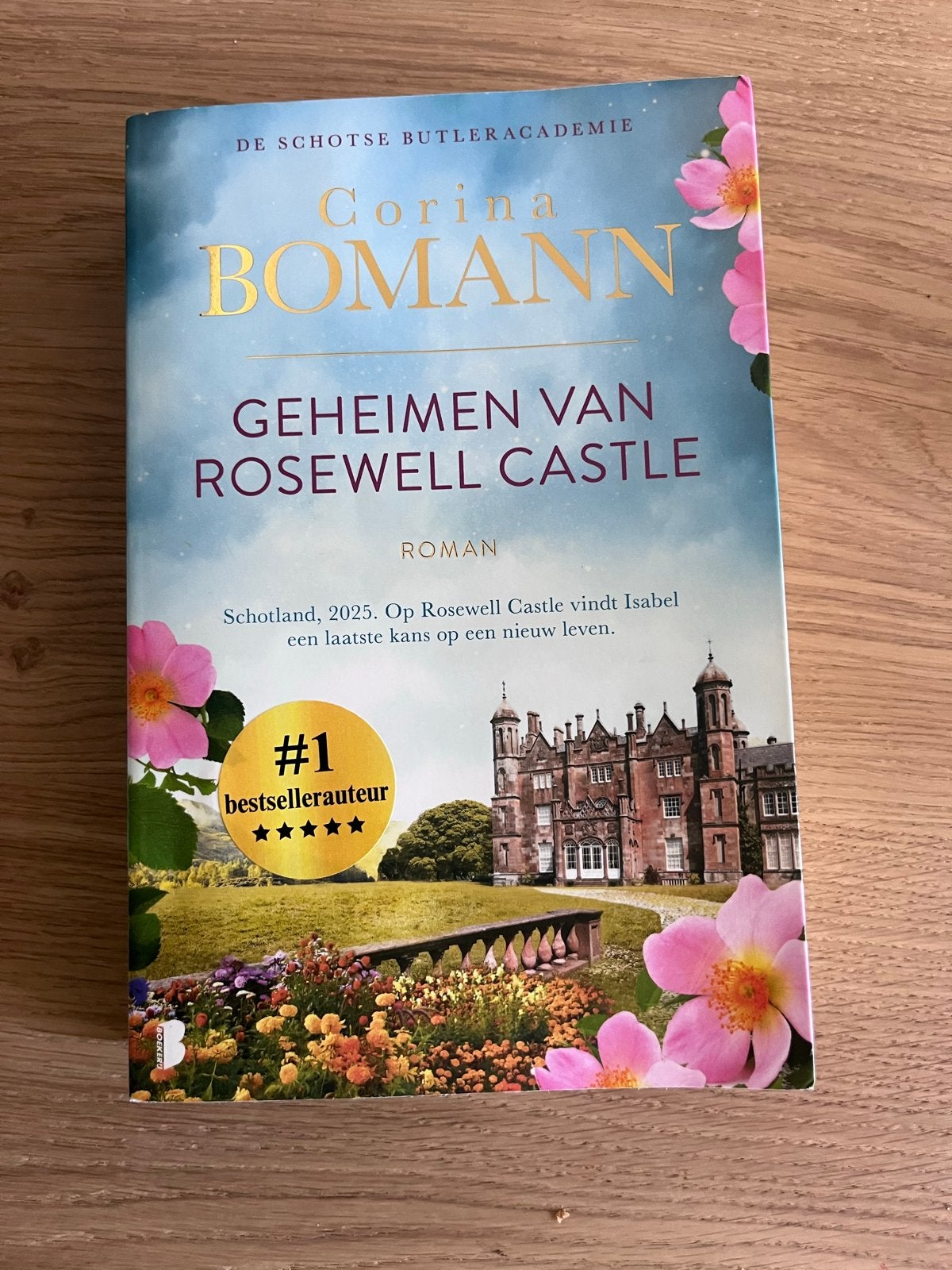 Geheimen van Rosewell Castle - Corina Bomann, Boeken, Ophalen, Zo goed als nieuw, Europa overig