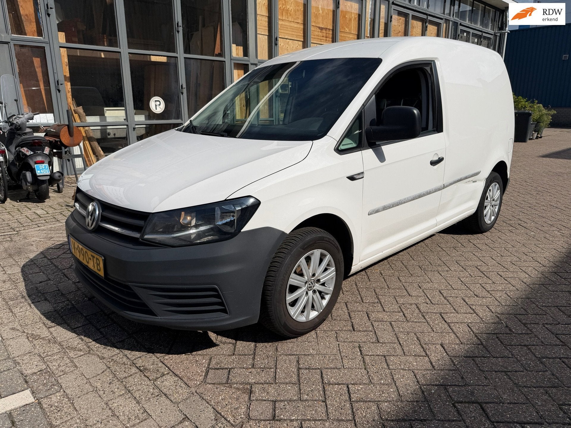 Volkswagen Caddy 2.0 TDI L1H1 Comfortline !Automaat! 2016! E, Stof, Gebruikt, 4 cilinders, 700 kg
