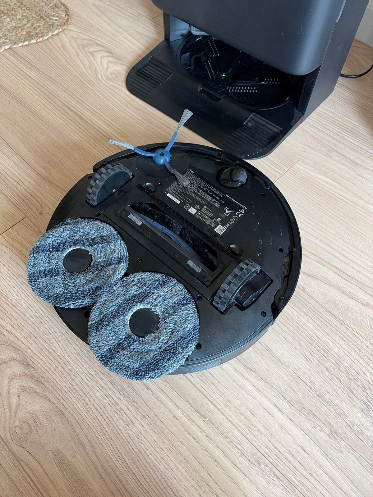 Foto 4 van Eufy Omni C20 Robotstofzuiger met Dweilfunctie - Nieuwstaat