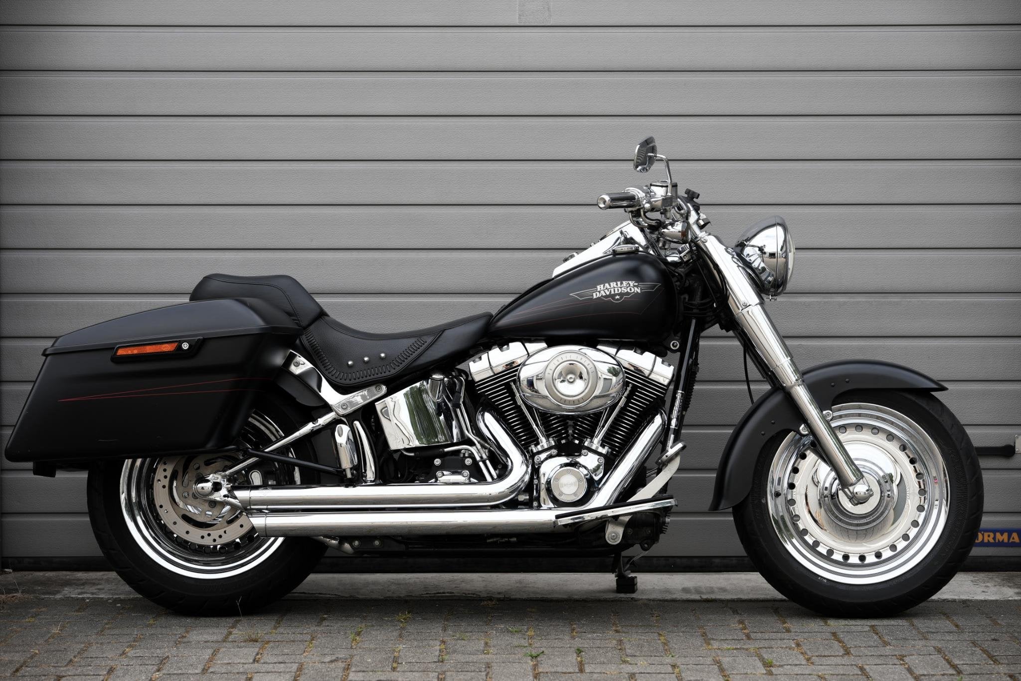 Harley Davidson 96 FLSTF Fat Boy 5HD 2009 Fatboy Softail, Laan van Vredenoord 33
2289 DA  Rijswijk, NL, H-DCUSTOMERSERVICE@Harley-Davidson.com