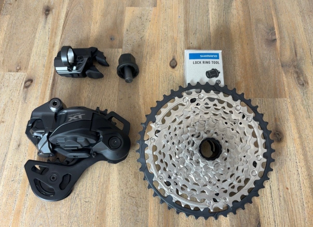 Shimano Deore XT M8250 DI Groepset - Zo goed als nieuw, Overige materialen, Ophalen of Verzenden, Zo goed als nieuw, Derailleur of Ketting