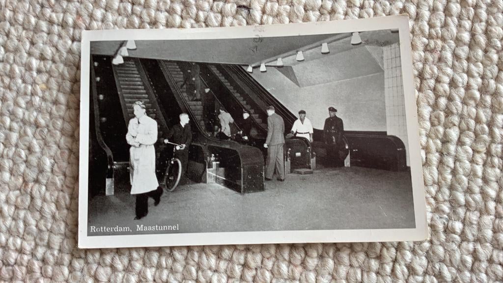 Ansichtkaart Rotterdam Maastunnel 1953. 971, Verzamelen, Ophalen of Verzenden, 1940 tot 1960, Gelopen, Zuid-Holland