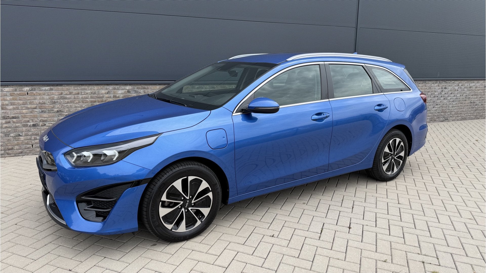 Kia Ceed Sportswagon 1.6 GDI PHEV DynamicPlusLine Adaptief C, Auto's, Dealer onderhouden, Gebruikt, Blauw, Origineel Nederlands