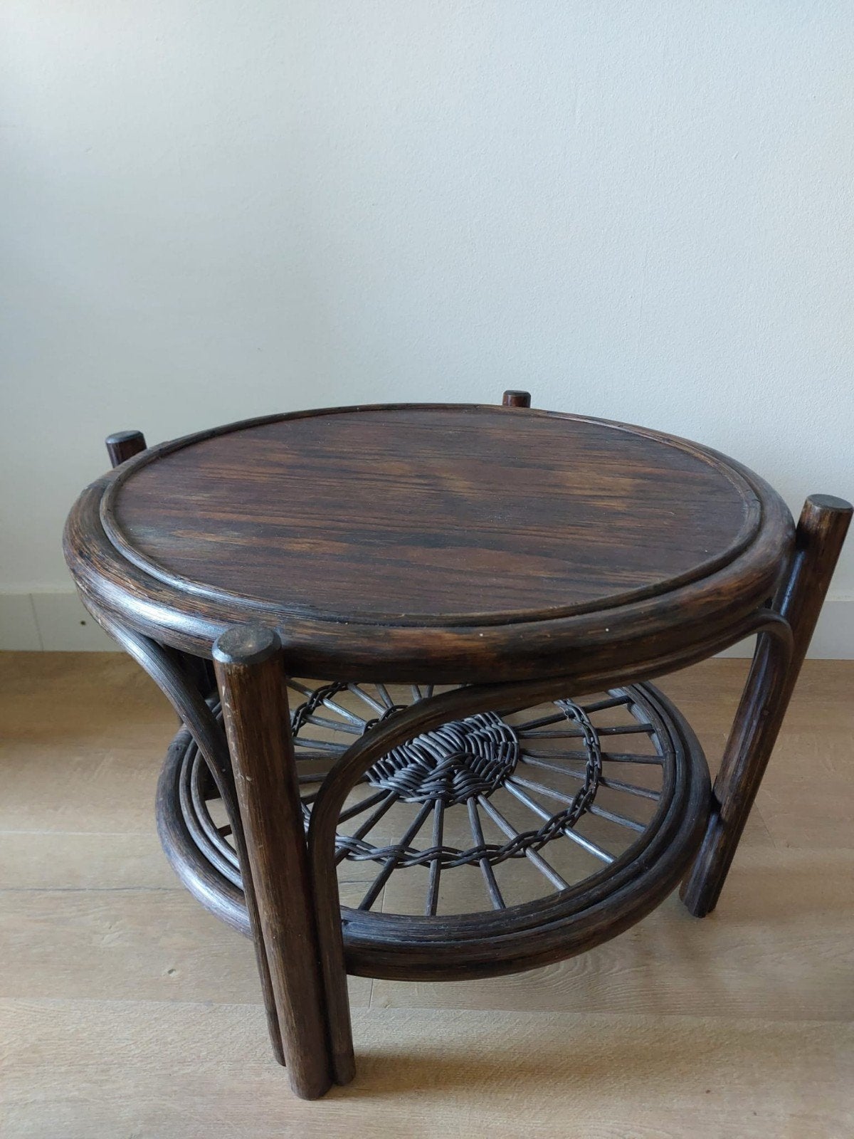 Vintage rotan salontafel bijzettafel met houten blad, Ophalen, Huis en Inrichting