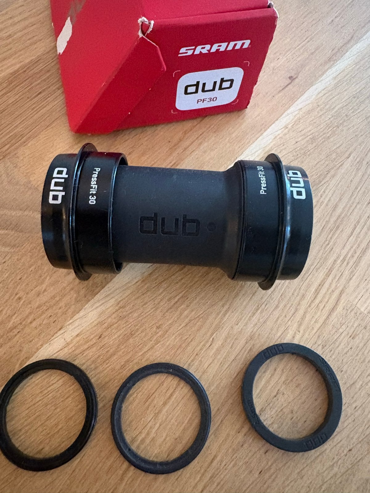 SRAM DUB PressFit 30 Bottom Bracket, Fietsen en Brommers, Crankstel of Pedalen, Ophalen of Verzenden, Racefiets, Nieuw