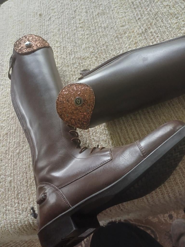 Bruine kinderlaarzen met glitter stukje s maat 37N, Dieren en Toebehoren, Paardrijkleding, Ophalen of Verzenden, Nieuw, Schoeisel