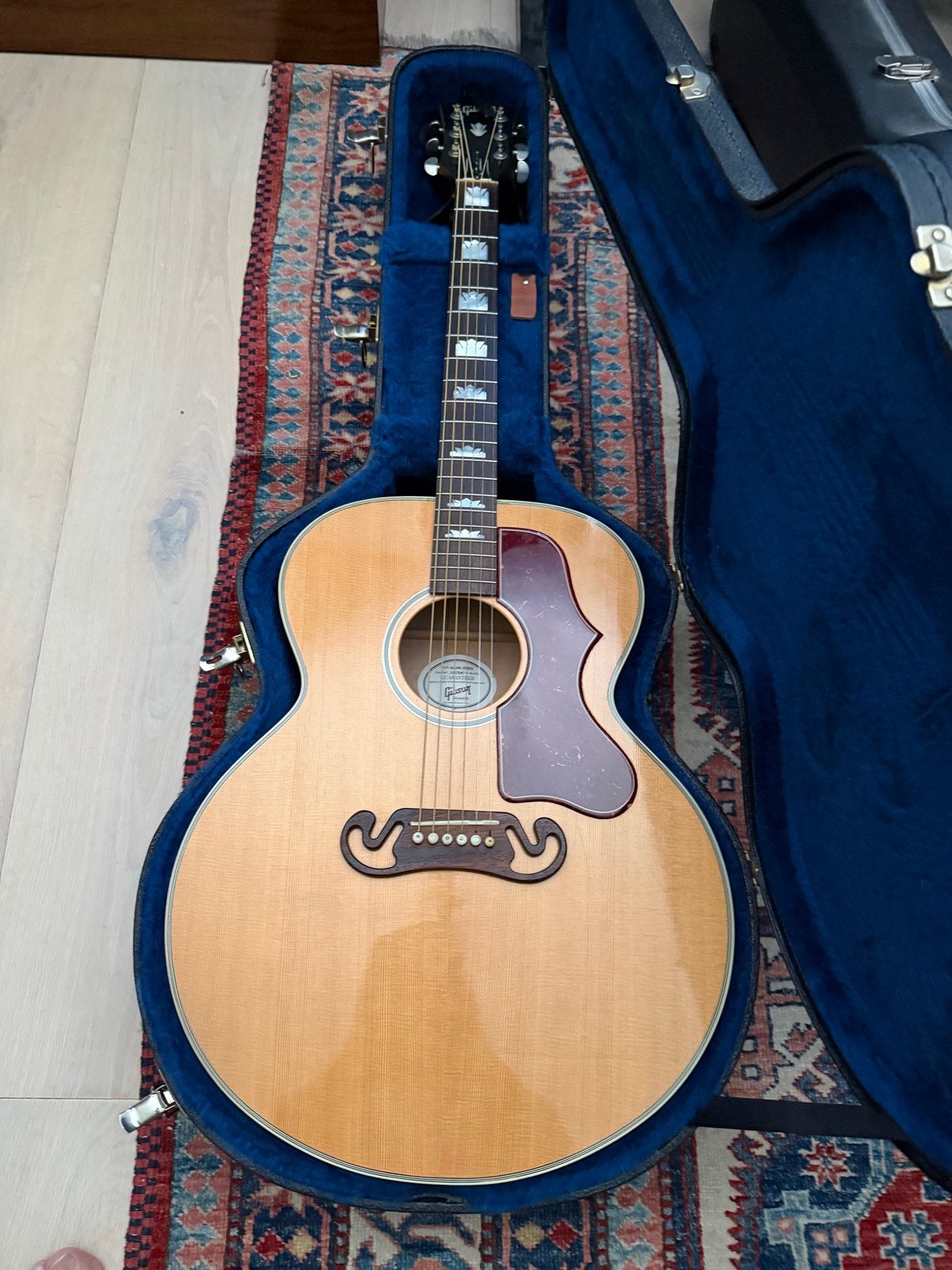 Gibson SJ-200 Studio met KRK element, Ophalen, Zo goed als nieuw, Western- of Steelstringgitaar, Met (piezo-)element