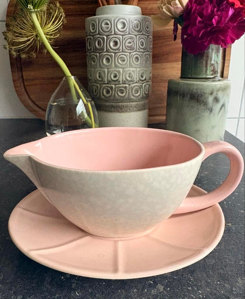 Poole Pottery Twin Tone Peach & Bloom Sauskom met Schotel, Ophalen of Verzenden