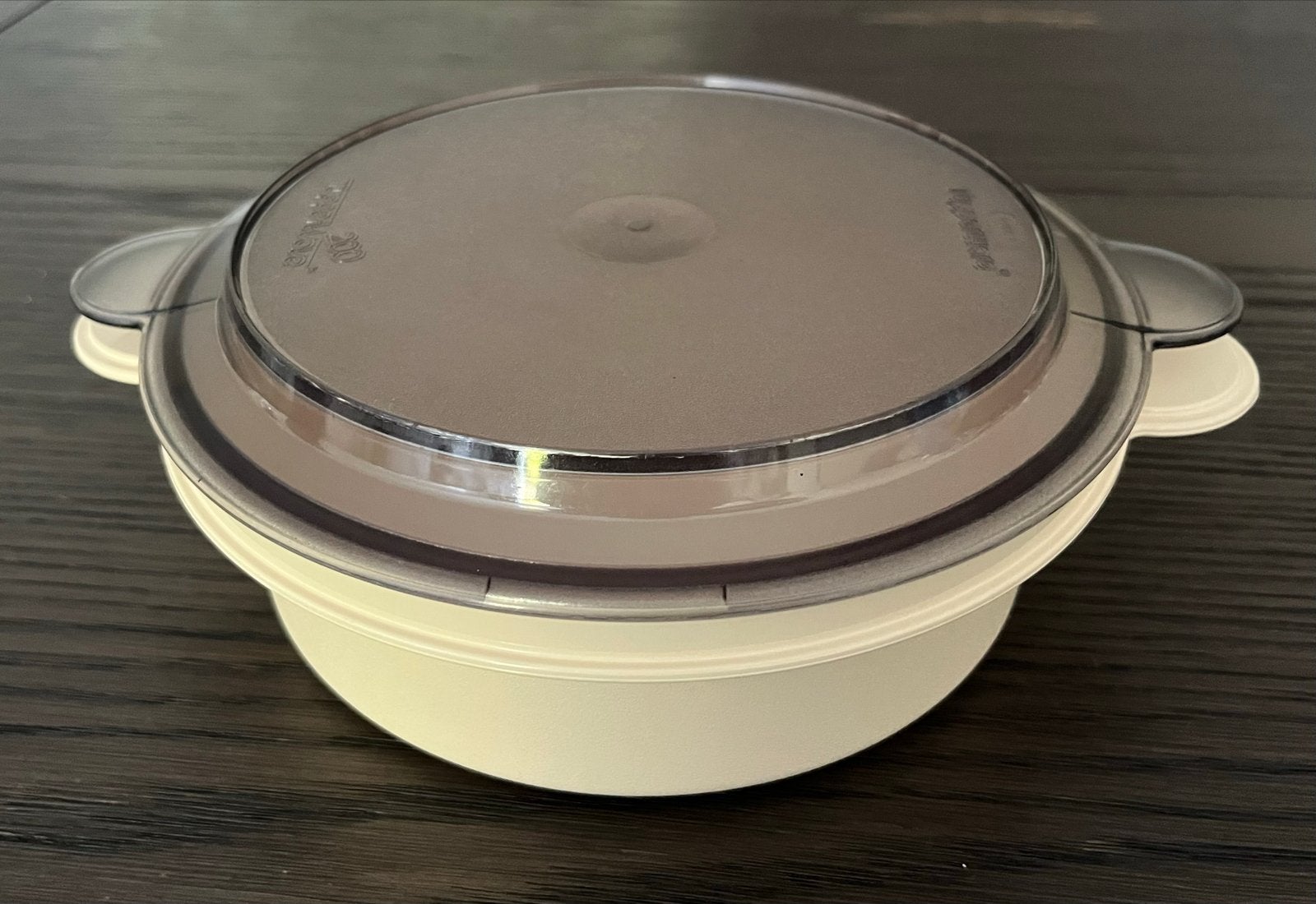 Tupperware Tupperwave 200 Magnetron Schaal 750 ml, Gebruikt, Schaal, Ophalen of Verzenden, Crème