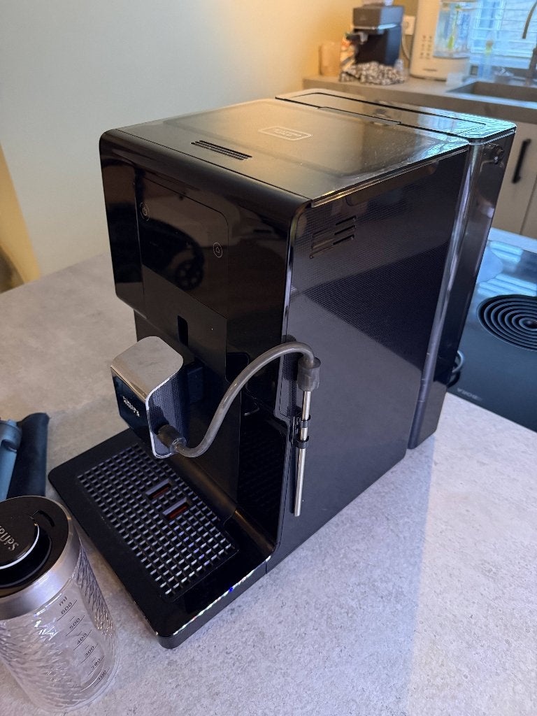 Krups Intuition Preference EA8738 volautomaat + melkkan, Witgoed en Apparatuur, Ophalen, Gebruikt, Espresso apparaat, Koffiebonen