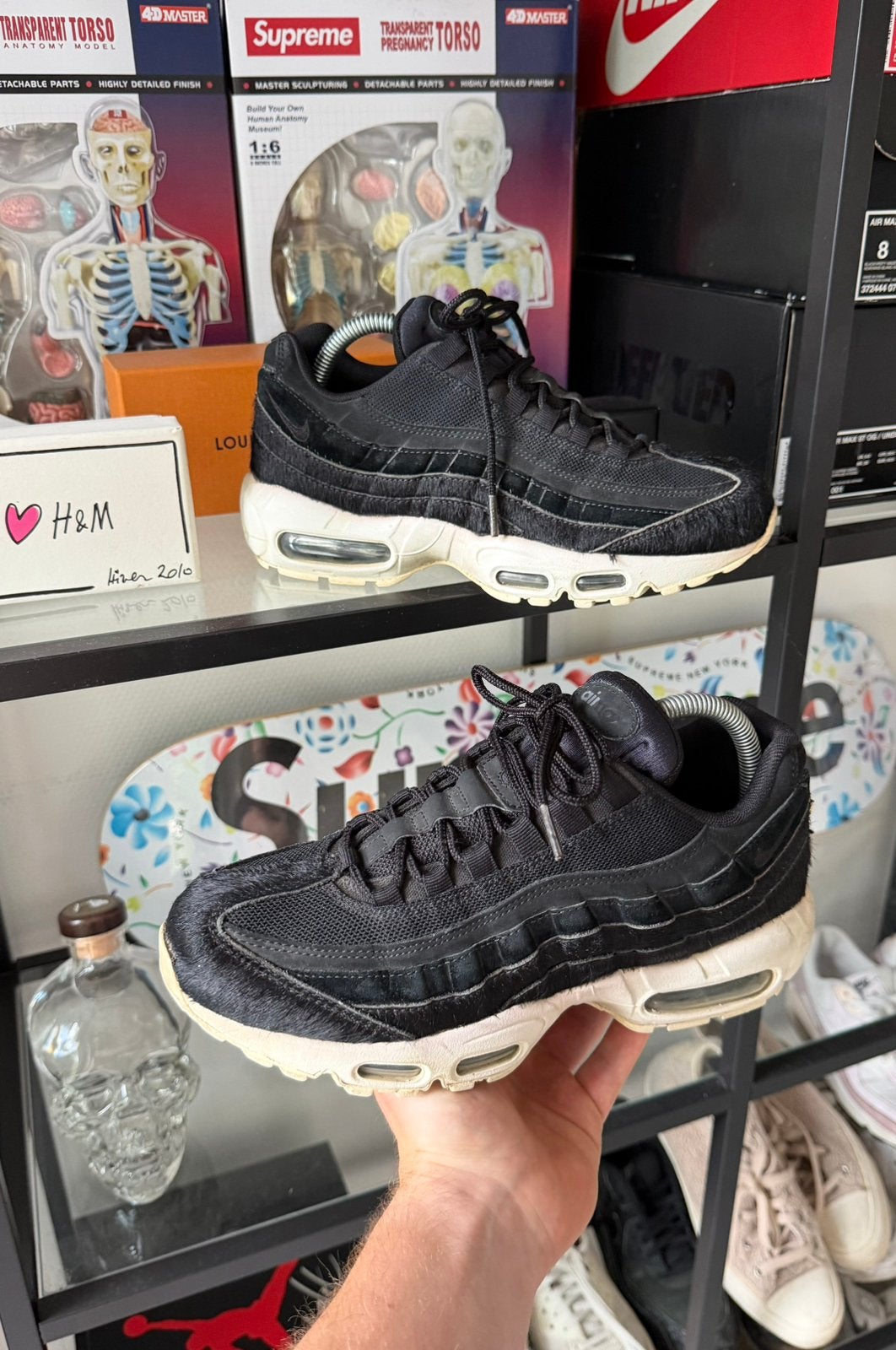 Nike Air Max 95 LX Black Pony Hair 40.5, Kleding | Dames, Schoenen, Ophalen of Verzenden, Zo goed als nieuw, Sneakers of Gympen