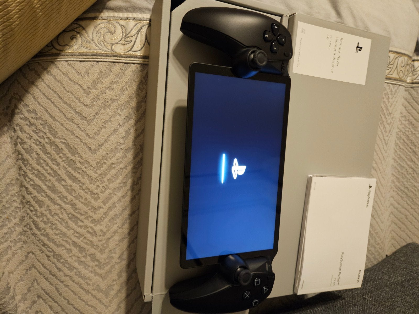 Sony PlayStation Portal Remote Player voor PS5 krasvrij, Ophalen of Verzenden, Zo goed als nieuw, Draadloos, Overige typen