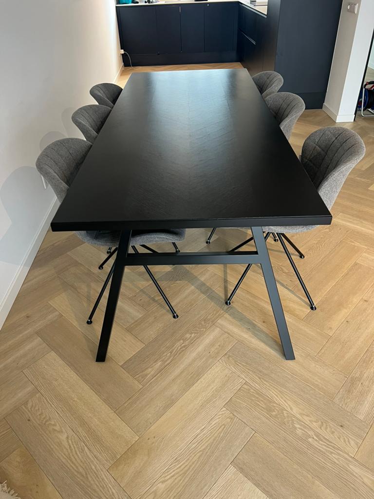 Zuiver Eettafel + 6 Stoelen – Zwart/Grijs | Dining Table, Huis en Inrichting, Tafels | Eettafels, Ophalen, 200 cm of meer, 50 tot 100 cm
