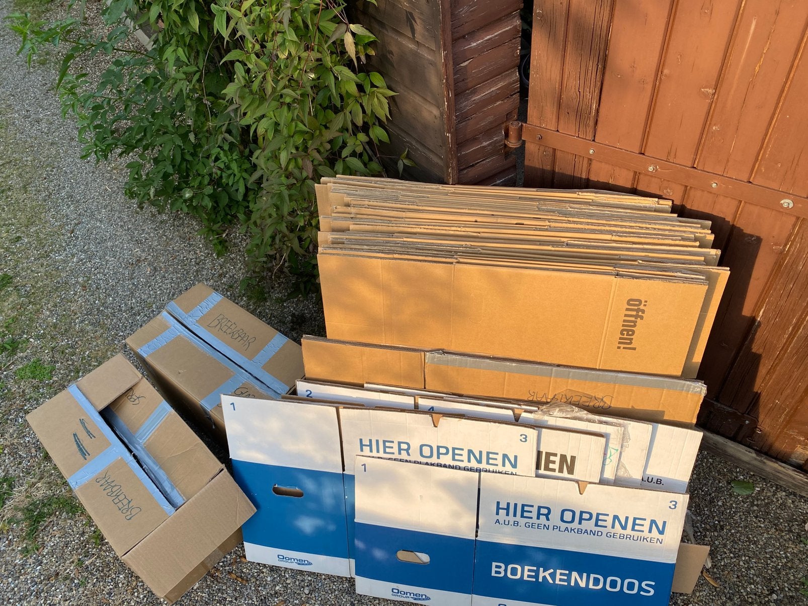 38 verhuisdozen in verschillende maten, Doe-het-zelf en Verbouw, Kratten en Dozen, Ophalen, 50 tot 75 cm, Minder dan 40 cm, 35 tot 50 cm
