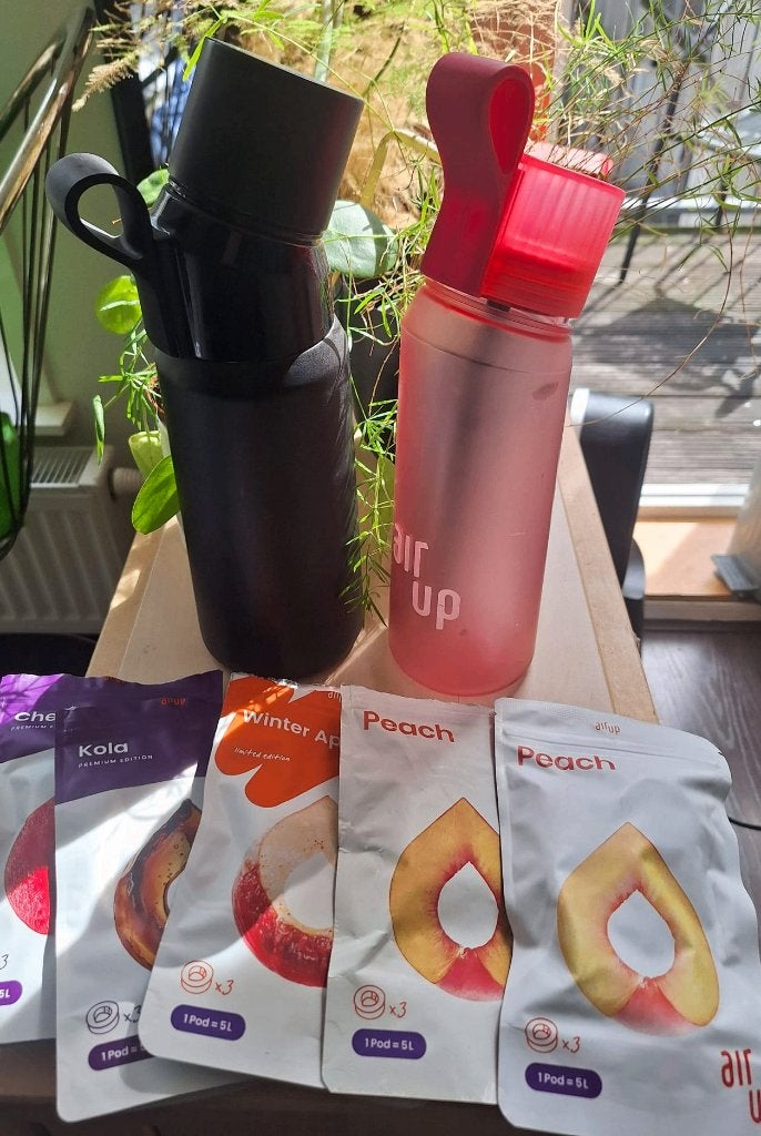 Air Up set – 2 flessen + 8 pods, Sport en Fitness, Ophalen of Verzenden, Zo goed als nieuw